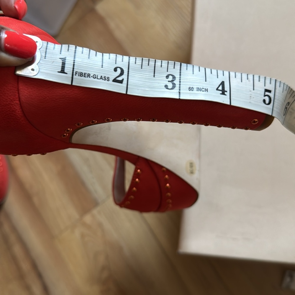 BCBGeneration Heels - Picture 9 of 9